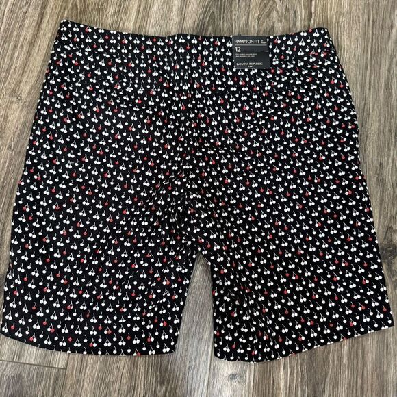 Banana Republic cherry print Hampton fit shorts - Picture 2 of 5